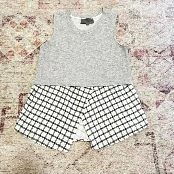 Sunday in Brooklyn• Grey plaid tank top - Picture 8 of 11